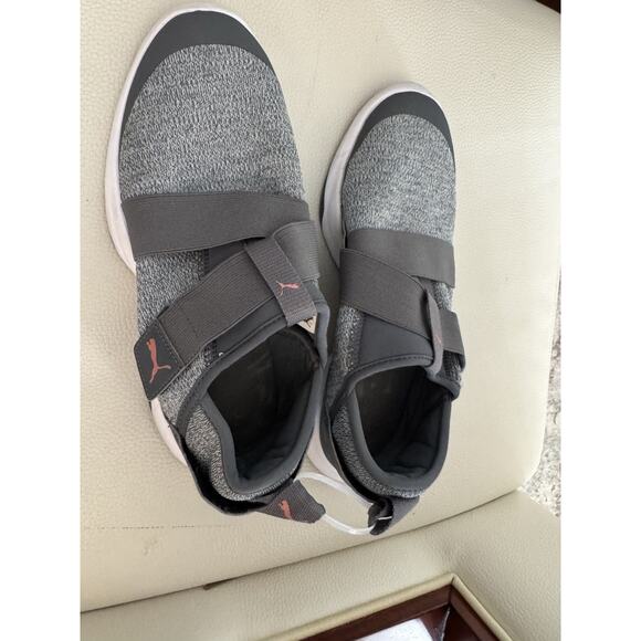 Puma Women’s Coal Gray slip on shoes size 8 - Picture 1 of 6